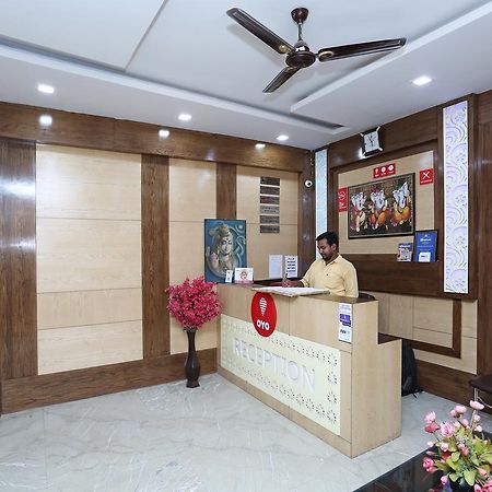 ניו דלהי Oyo 9233 Hotel Cottage Lord Krishna מראה חיצוני תמונה